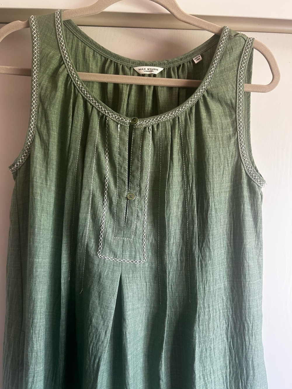 Max Studio London Sage Green Sleeveless Tiered Midi Dress Embroidered Trim - Picture 2 of 7